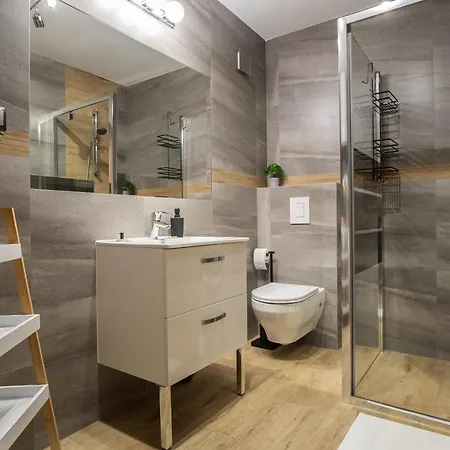 Henrykowka Apartzakop *